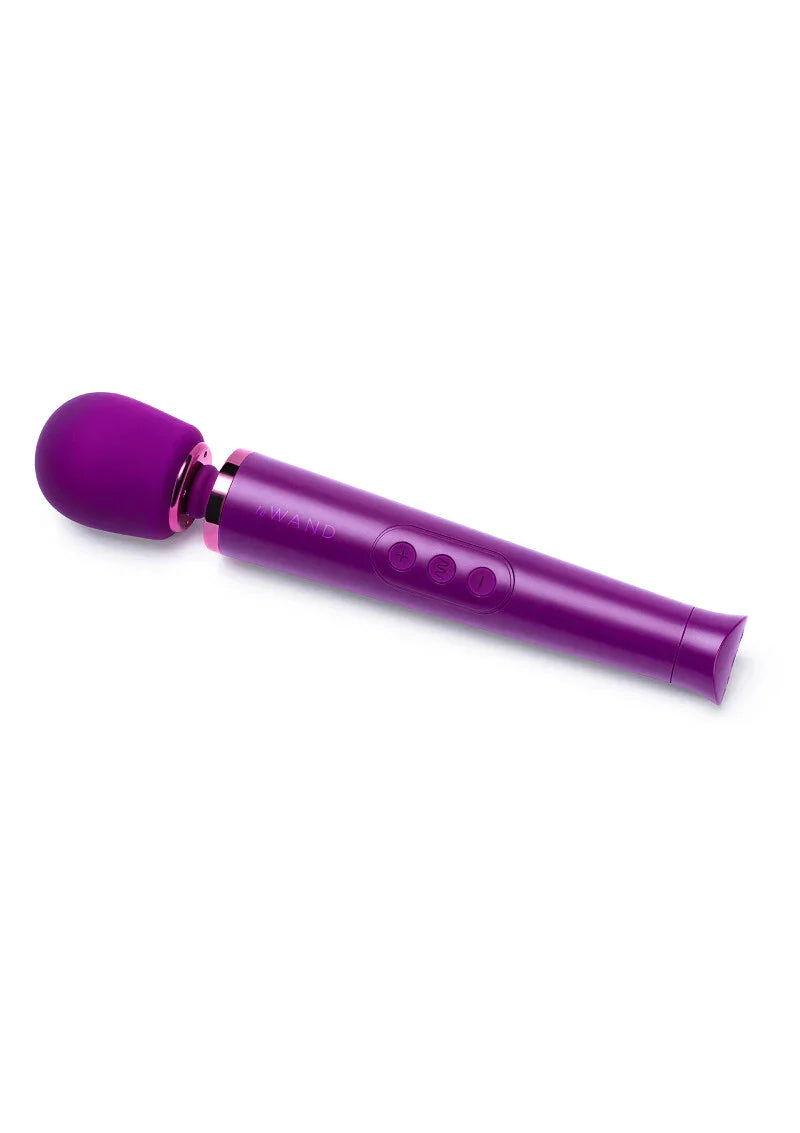 Petite Rechargeable (purple) by Le Wand - Happytoys Sexshop: Toys for Feeling Happy & Easy 😊 - Discreet geleverd