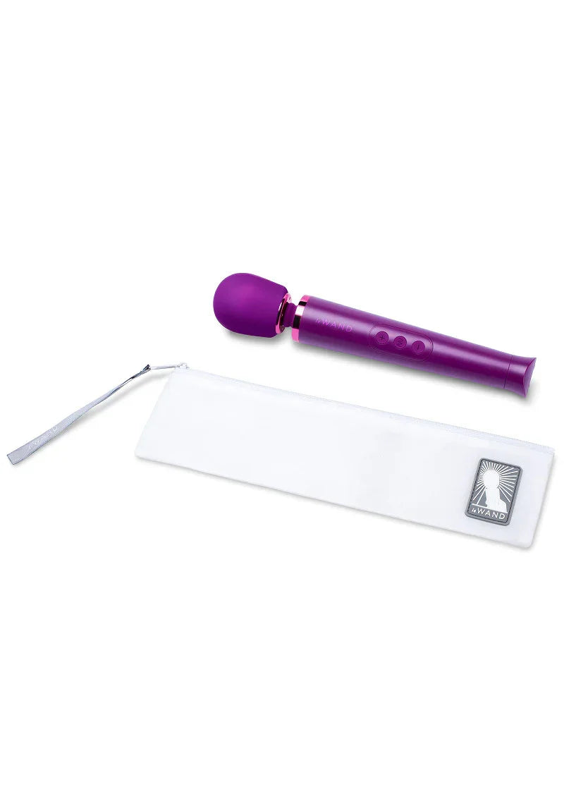 Petite Rechargeable (purple) by Le Wand - Happytoys Sexshop: Toys for Feeling Happy & Easy 😊 - Discreet geleverd