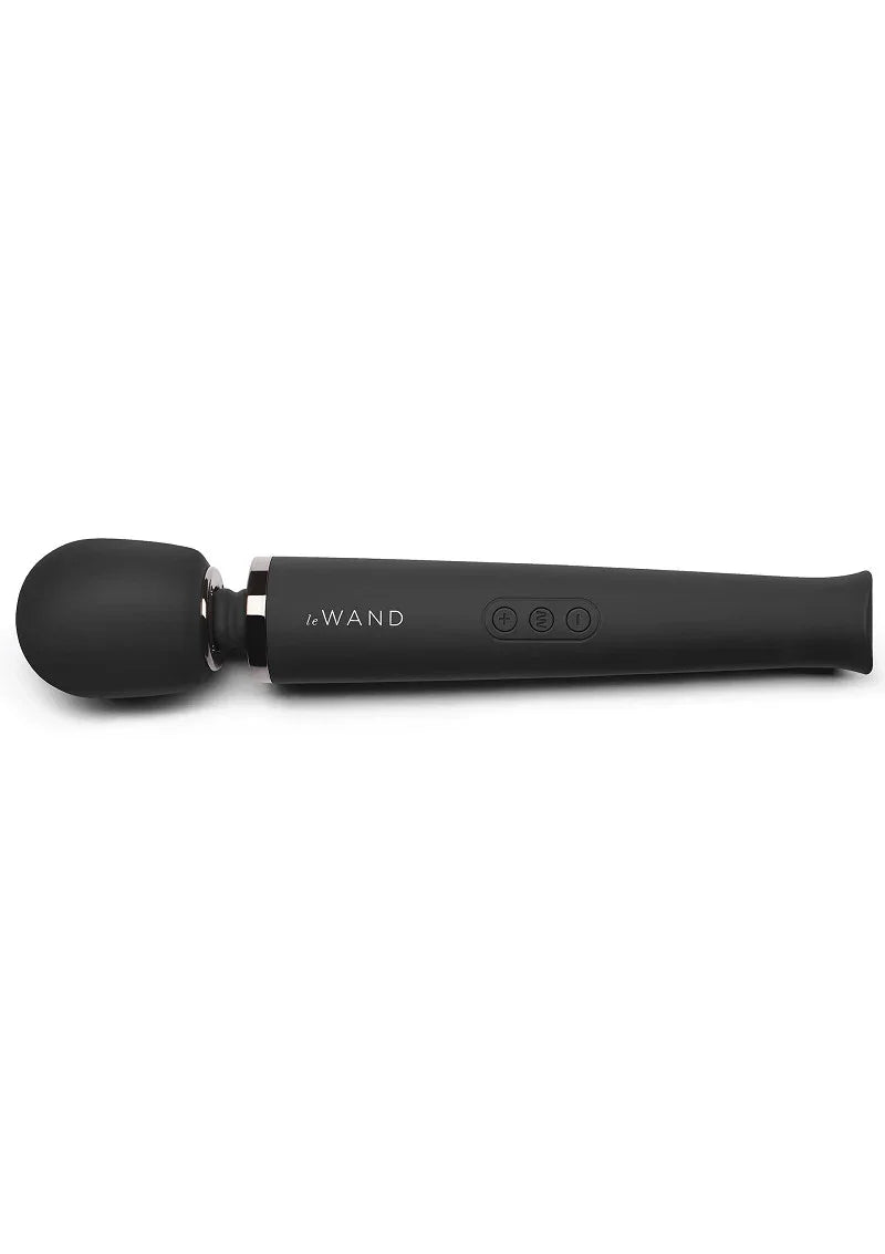 Rechargeable Massager black by Le Wand - Happytoys Sexshop: Toys for Feeling Happy & Easy 😊 - Discreet geleverd