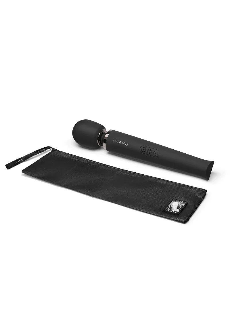Rechargeable Massager black by Le Wand - Happytoys Sexshop: Toys for Feeling Happy & Easy 😊 - Discreet geleverd