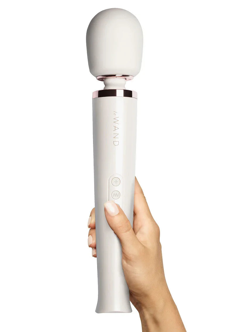 Rechargeable Massager White by Le Wand - Happytoys Sexshop: Toys for Feeling Happy & Easy 😊 - Discreet geleverd