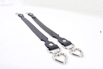 BDSM Gear Heavy-Duty Leather Hogtie Restraint with 4-Way Connector - Happytoys Sexshop: online sex shop for Feeling Happy & Easy 😊 - Discreet geleverd