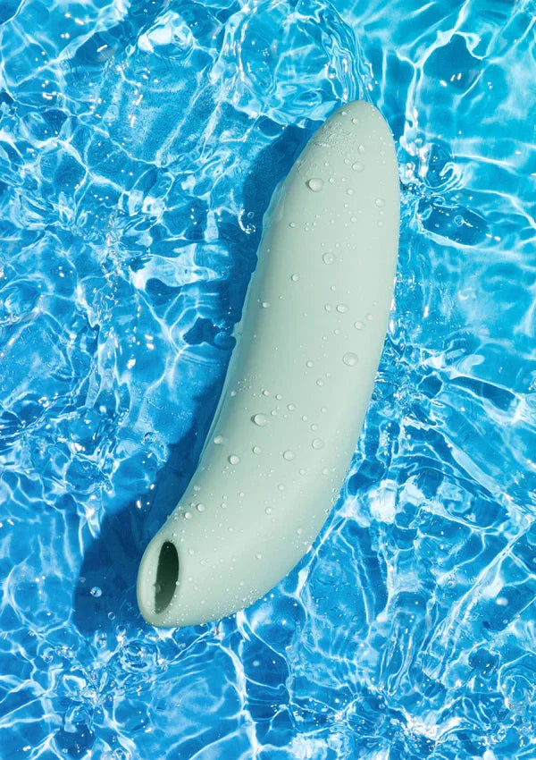 Melt 2 Airpressure Vibrator Green by WeVibe - Happytoys Sexshop: Toys for Feeling Happy & Easy 😊 - Discreet geleverd