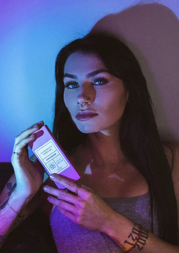 Phero Parfum Attract Him "Lilac Dream" 10 ml by Eye of Love - Happytoys Sexshop: Toys for Feeling Happy & Easy 😊 - Discreet geleverd