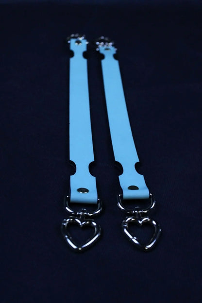 Bondage Gear Connector Straps - Short Medium 4-Way Leather Connectors - Happytoys Sexshop: online sex shop for Feeling Happy & Easy 😊 - Discreet geleverd