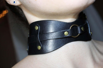 BDSM Collar Edgy O-Ring Collar Choker for Kinky Fashion - Happytoys Sexshop: online sex shop for Feeling Happy & Easy 😊 - Discreet geleverd