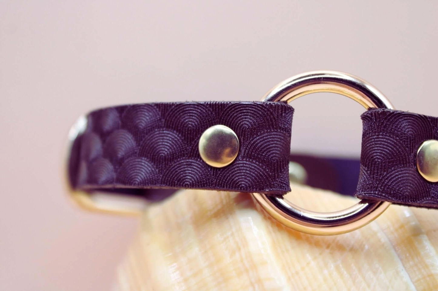 Textured O Ring BDSM Collar Elegant Submissive Slave Jewelry - Happytoys Sexshop: online sex shop for Feeling Happy & Easy 😊 - Discreet geleverd