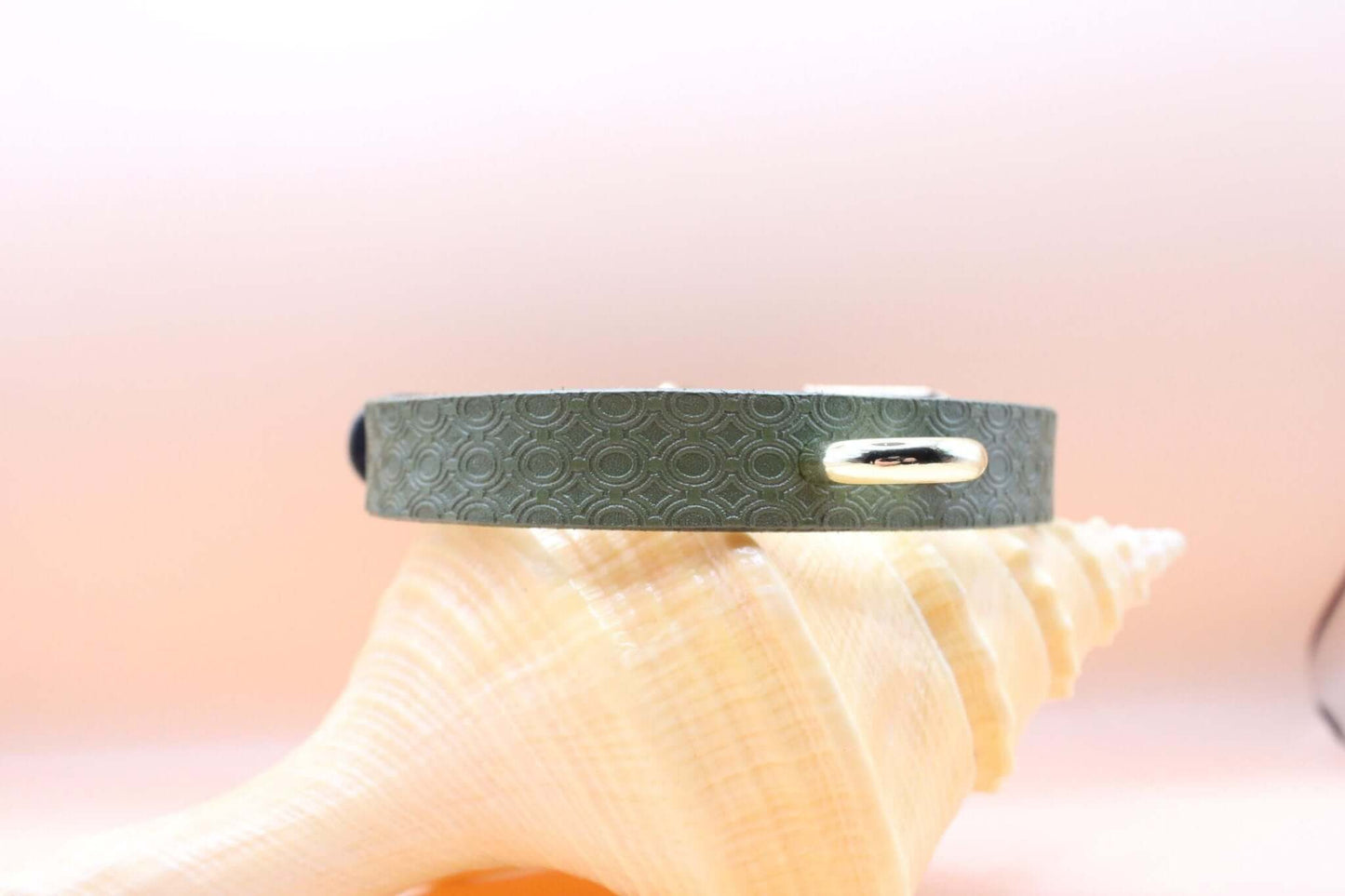 Elegant BDSM Collar Green Day Leather Choker Collar for Petplay