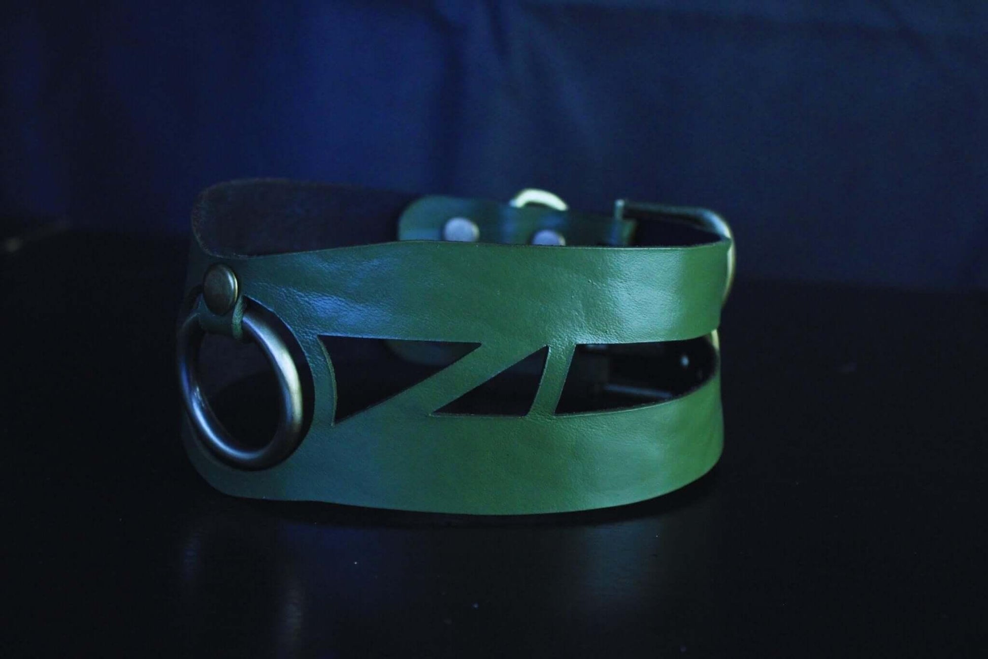 Geometric Green Leather choker Stylish Posture Collar for Play - Happytoys Sexshop: online sex shop for Feeling Happy & Easy 😊 - Discreet geleverd