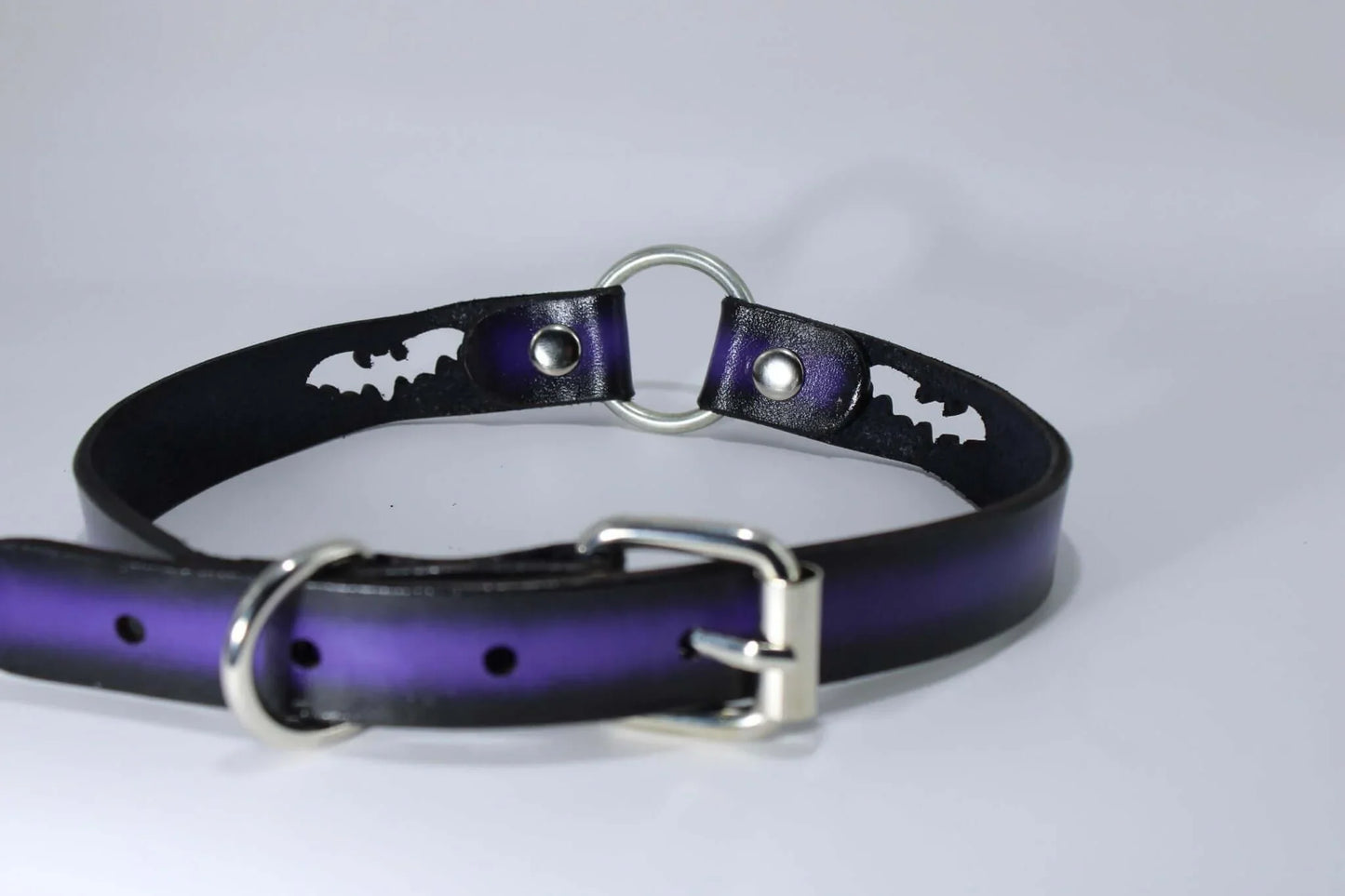 Gothic Bat BDSM Collar Leather Choker With O Ring - Happytoys Sexshop: online sex shop for Feeling Happy & Easy 😊 - Discreet geleverd