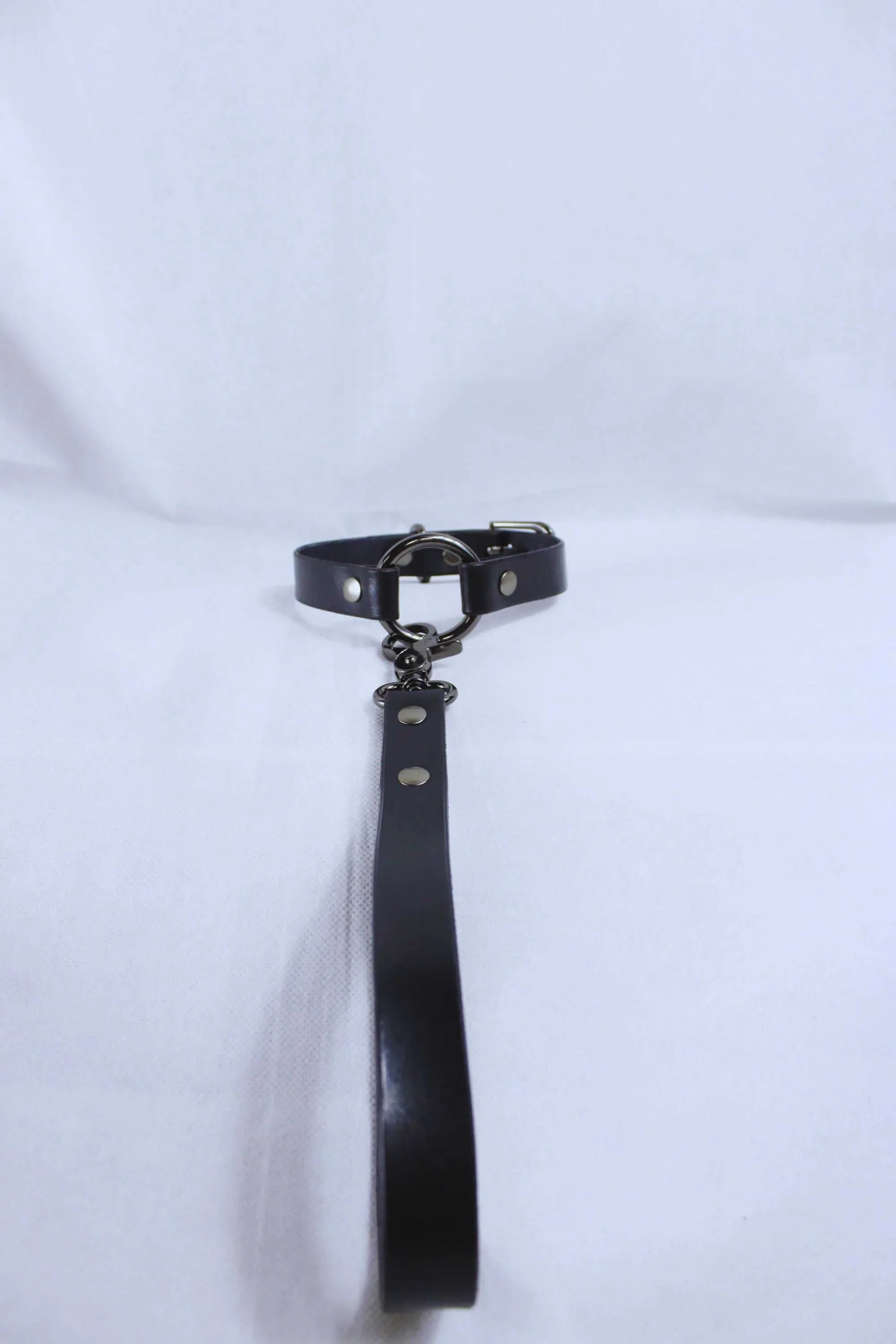 Leather Choker Collar with Leash Submissive Choker Posture Jewelry - Happytoys Sexshop: online sex shop for Feeling Happy & Easy 😊 - Discreet geleverd