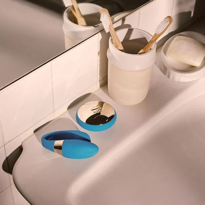 LELO - TIANI DUO BLUE COUPLES MASSAGER - Happytoys Sexshop: online sex shop for Feeling Happy & Easy 😊 - Discreet geleverd