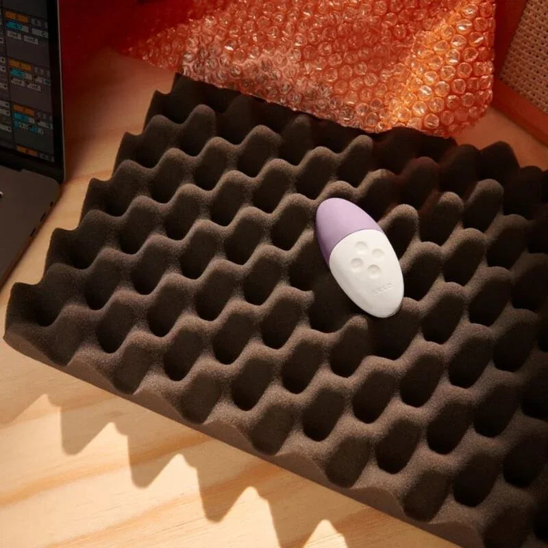 LELO - SIRI 3 CLITORIS MASSAGER CALM LAVENDER - Happytoys Sexshop: online sex shop for Feeling Happy & Easy 😊 - Discreet geleverd