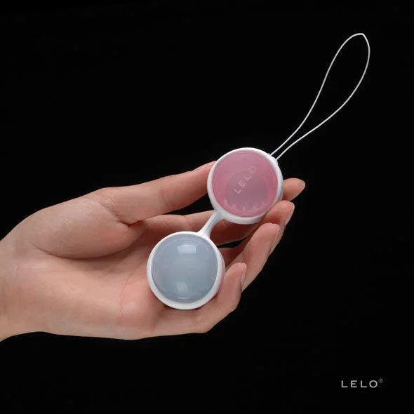 LELO - LUNA BEADS MINI KEGEL BALLS - Happytoys Sexshop: online sex shop for Feeling Happy & Easy 😊 - Discreet geleverd