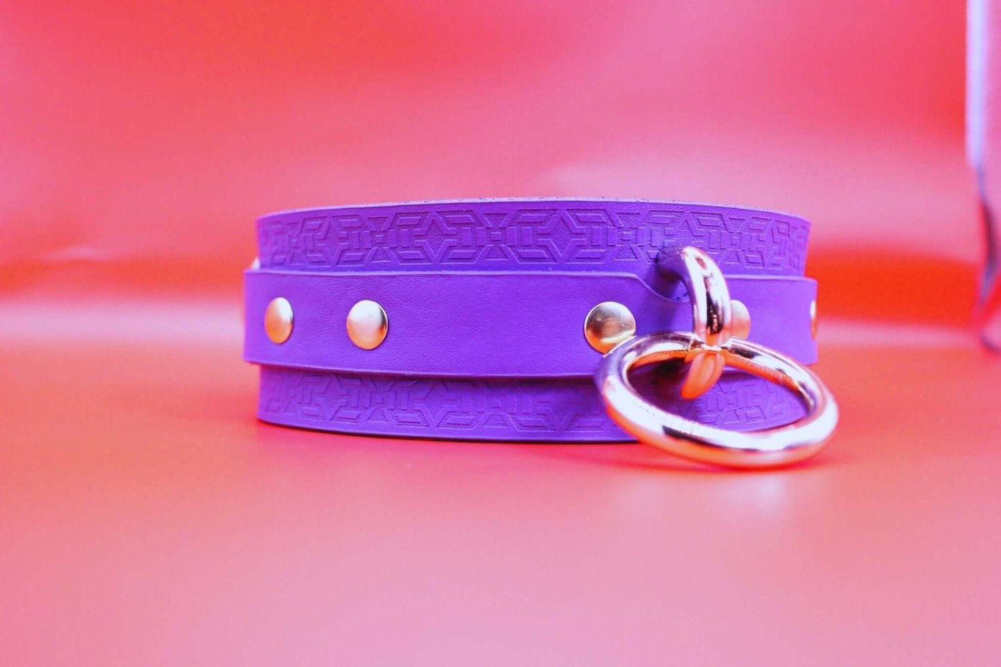 Violet Petplay BDSM Collar Discreet Day Collar For Submissives - Happytoys Sexshop: online sex shop for Feeling Happy & Easy 😊 - Discreet geleverd