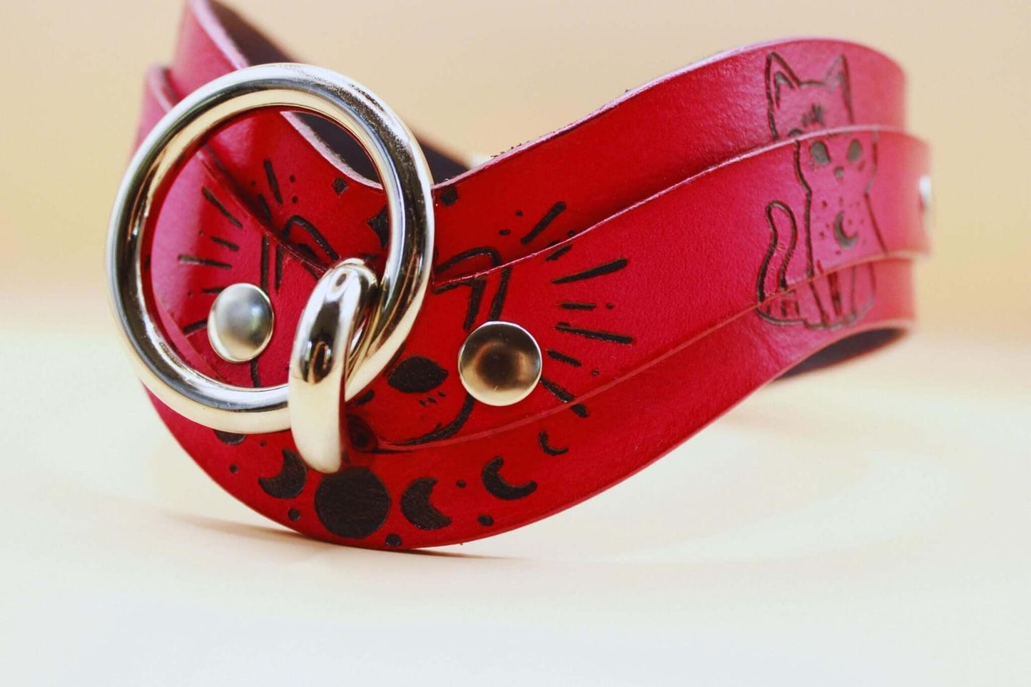 BDSM Collar for Petplay Discreet BDSM Jewelry for Submissives - Happytoys Sexshop: online sex shop for Feeling Happy & Easy 😊 - Discreet geleverd