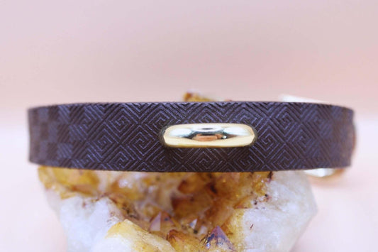 Minimalist Gold Accent BDSM Collar Elegant Submissive Bondage - Happytoys Sexshop: online sex shop for Feeling Happy & Easy 😊 - Discreet geleverd