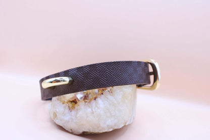 Minimalist Gold Accent BDSM Collar Elegant Submissive Bondage - Happytoys Sexshop: online sex shop for Feeling Happy & Easy 😊 - Discreet geleverd