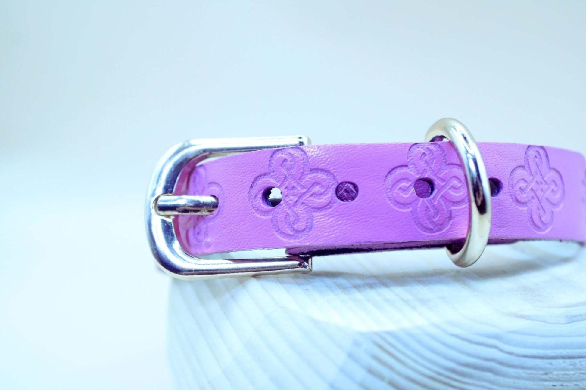 Pink Leather O-ring Choker Collar for Pet Play - Happytoys Sexshop: online sex shop for Feeling Happy & Easy 😊 - Discreet geleverd