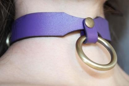 Submissive Collar Purple Leather Pet Play Collar | Submissive Jewelry - Happytoys Sexshop: online sex shop for Feeling Happy & Easy 😊 - Discreet geleverd