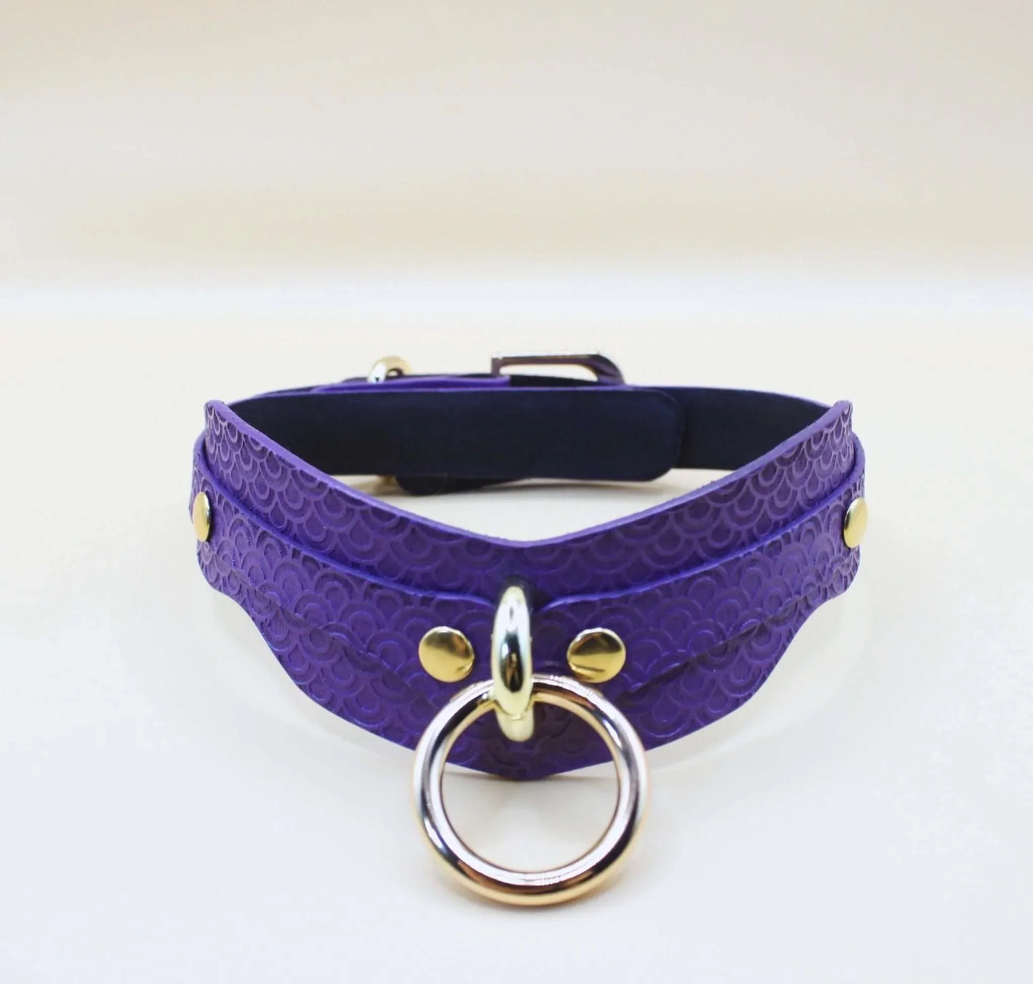 Submissive Collar Purple Petplay Collar with D-Ring - Happytoys Sexshop: online sex shop for Feeling Happy & Easy 😊 - Discreet geleverd