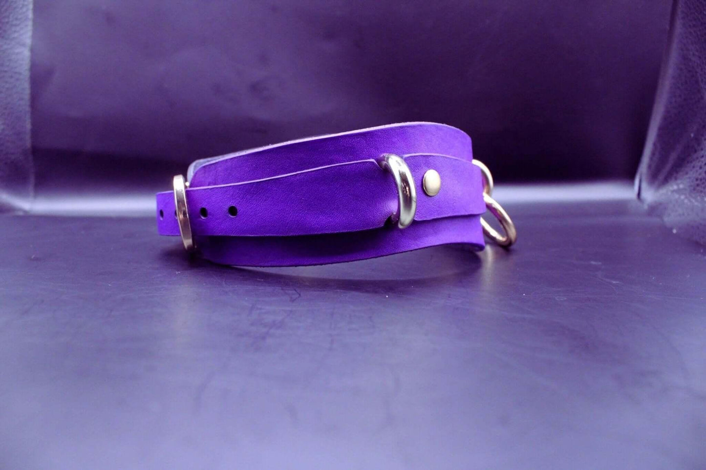 Posture Collar | Handmade Sub Collar with Gold Hardware for Pet Play - Happytoys Sexshop: online sex shop for Feeling Happy & Easy 😊 - Discreet geleverd