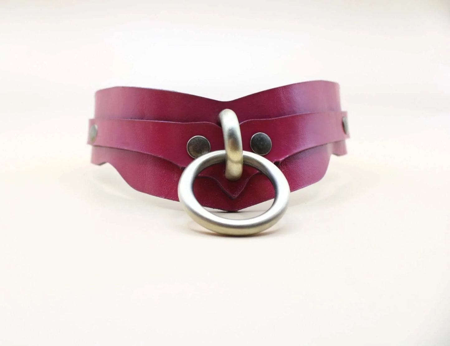 Raspberry BDSM Collar Artisan Sub Collar for Submissive Bondage - Happytoys Sexshop: online sex shop for Feeling Happy & Easy 😊 - Discreet geleverd