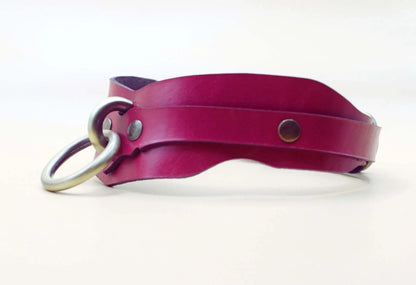 Raspberry BDSM Collar Artisan Sub Collar for Submissive Bondage - Happytoys Sexshop: online sex shop for Feeling Happy & Easy 😊 - Discreet geleverd