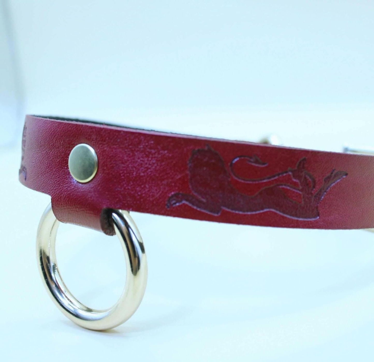 Red BDSM Collar Handmade Devil Sub Jewelry for Unique Style - Happytoys Sexshop: online sex shop for Feeling Happy & Easy 😊 - Discreet geleverd