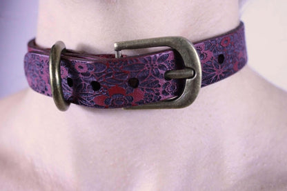 Slave Collar Floral pattern - BDSM Petplay Bondage Accessory - Happytoys Sexshop: online sex shop for Feeling Happy & Easy 😊 - Discreet geleverd