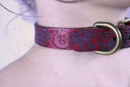 Slave Collar Floral pattern - BDSM Petplay Bondage Accessory - Happytoys Sexshop: online sex shop for Feeling Happy & Easy 😊 - Discreet geleverd