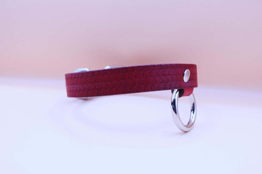 Red Leather BDSM Collar for Submissive Bondage Collar - Happytoys Sexshop: online sex shop for Feeling Happy & Easy 😊 - Discreet geleverd